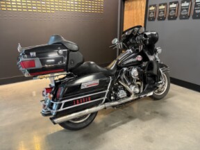 2007 Harley-Davidson® Electra Glide® Ultra Classic® BLACK thumb 2