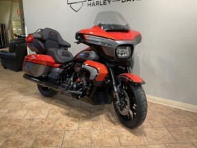 2026 Harley-Davidson® CVO Street Glide Limited Citrus Heat CVO Tri-Tone FLHXLSE thumb 1