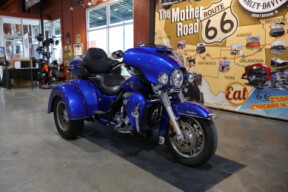 FLHTCUTG 2024 Tri Glide™ Ultra thumb 2