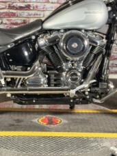 FXLR 2019 Low Rider® thumb 2