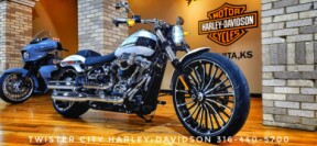 2024 Harley-Davidson® Breakout® 117, FXBR thumb 2
