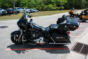 2017 Harley-Davidson® Ultra Limited FLHTK thumb 0