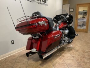 2018 Harley-Davidson® Ultra Limited Low Wicked Red/Twisted Cherry FLHTKL thumb 1