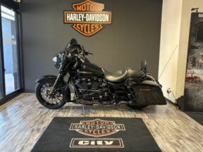 Street Glide thumb 3