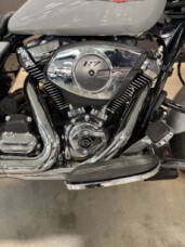 2025 Harley-Davidson® Street Glide® Billiard Gray thumb 1