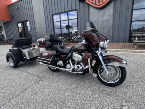 2009 Harley-Davidson® Electra Glide® Ultra Classic® Two-Tone Light Candy Root Beer/Dark Candy Root B thumb 3