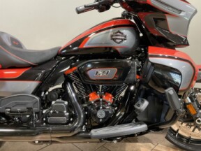 2026 Harley-Davidson® CVO Street Glide Limited Citrus Heat CVO Tri-Tone FLHXLSE thumb 3
