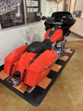 FLTRX 2026 Road Glide® thumb 2