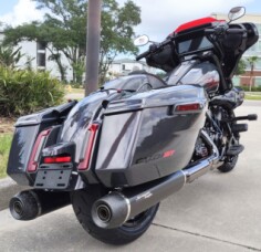 Harley-Davidson® CVO Street Glide ST 2026 thumb 1