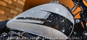 2024 Harley-Davidson® Breakout® 117, FXBR thumb 0