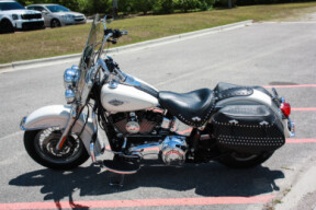 2014 Harley-Davidson® Heritage Softail® Classic FLSTC thumb 0
