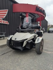 2024 Can-Am Sypder RT Sea-to-Sky thumb 3