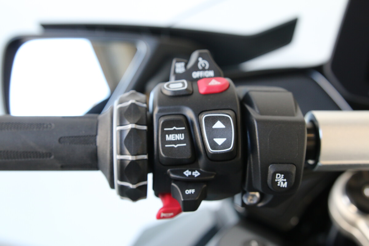 2026 BMW R 1300 RT, photo 31