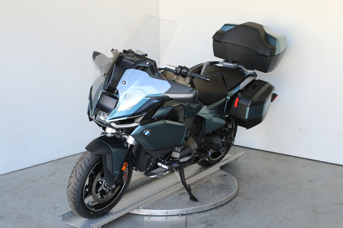 2026 BMW R 1300 RT, photo 11