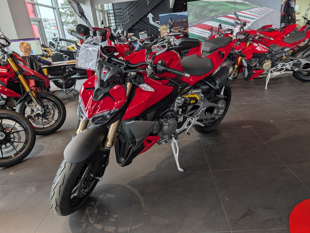 2026 Ducati Streetfighter V2, photo 7