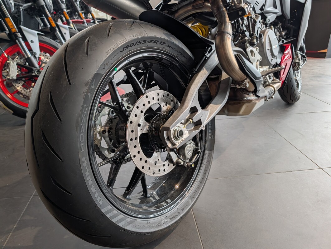 2026 Ducati Streetfighter V2, photo 12