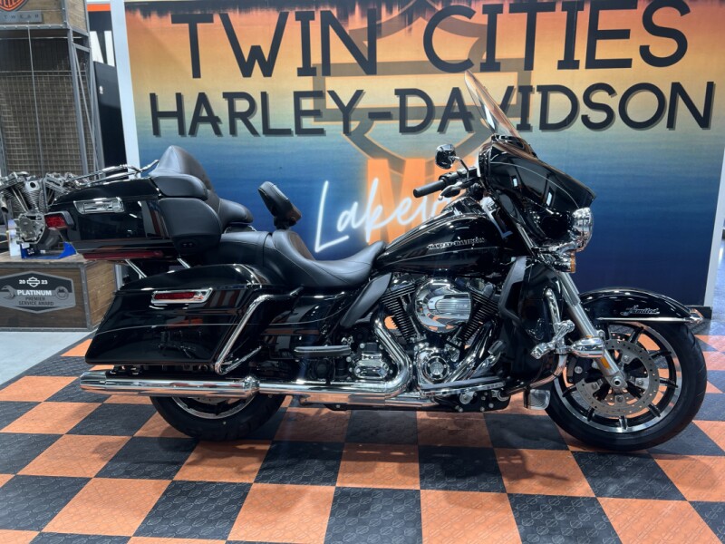 2014 Harley-Davidson Electra Glide Ultra Limited FLHTK LOW MILES