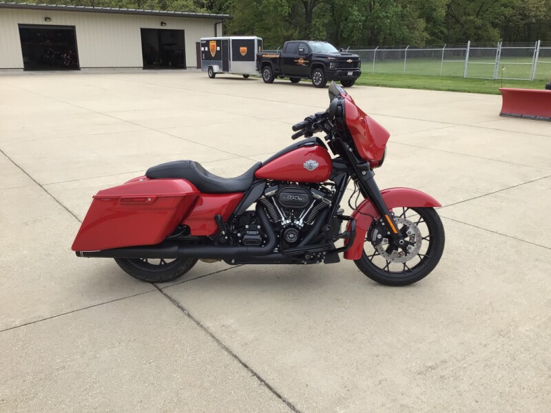 FLHXS 2022 Street Glide® Special