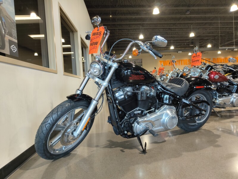 2024 Harley-Davidson® Softail® Standard Vivid Black