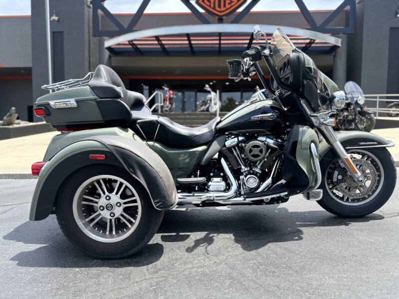 FLHTCUTG 2021 Tri Glide® Ultra