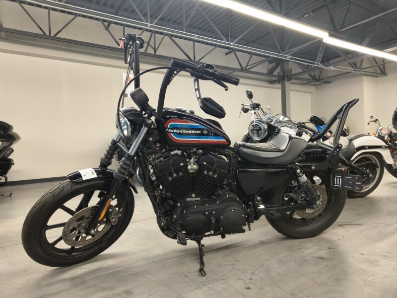 2020 Harley-Davidson® Iron 1200™ Vivid Black