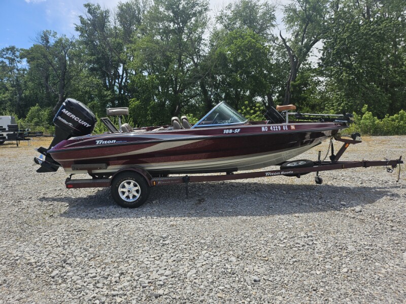 2008 Triton~ 188-SF w/150Hp & Single Axle Trailer 
