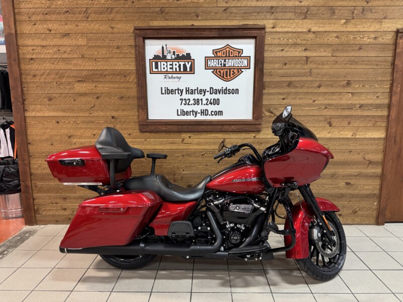 2018 Harley-Davidson® Road Glide® Special Wicked Red FLTRXS