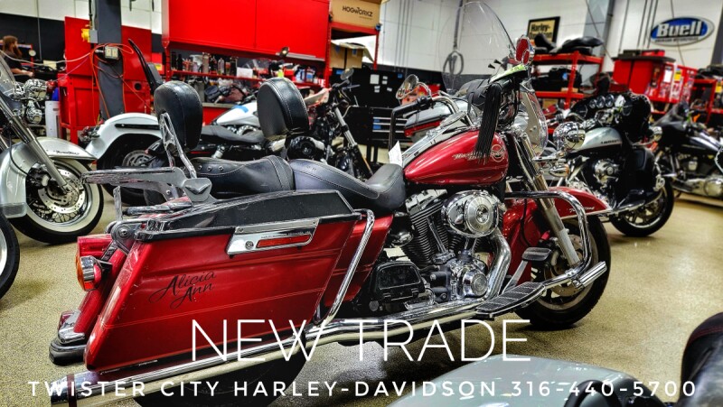 2005 Harley-Davidson® Road King®, FLHRI