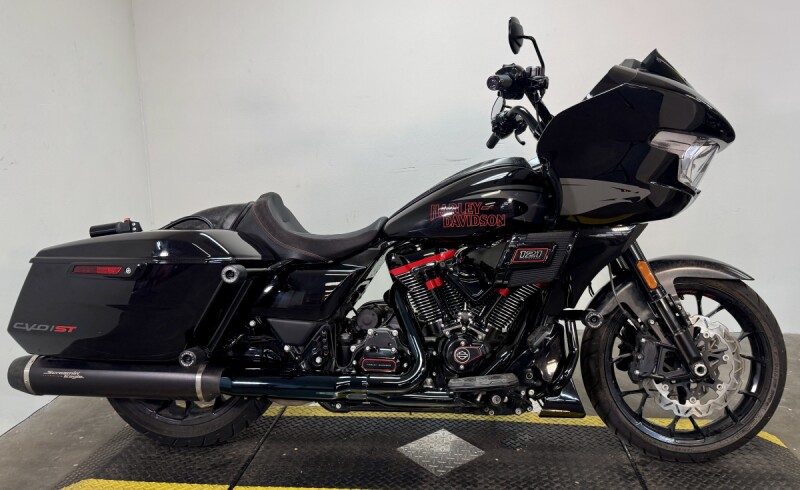 FLTRXSTSE 2024 CVO™ Road Glide® ST