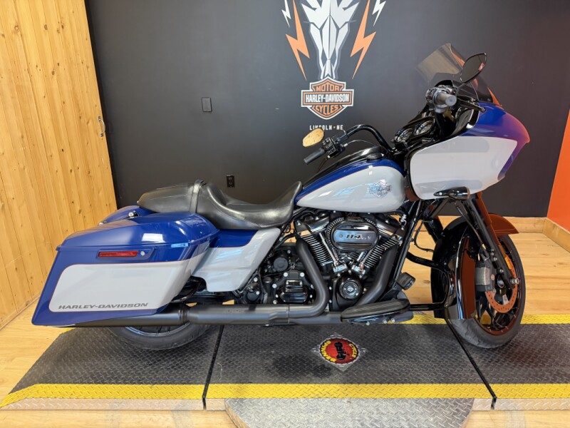 FLTRXS 2023 Road Glide® Special