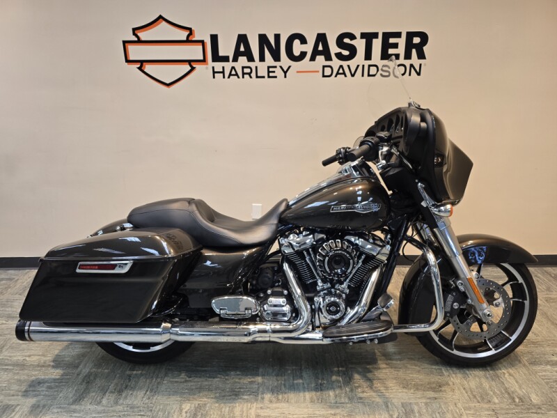 2021 Harley-Davidson® Street Glide® River Rock Gray FLHX