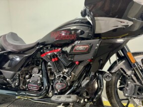 FLTRXSTSE 2024 CVO™ Road Glide® ST thumb 3