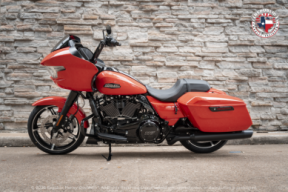 2026 Harley-Davidson® Road Glide® FLTRX thumb 3