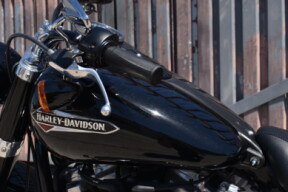 2020 Harley-Davidson® Softail Slim® FLSL thumb 2