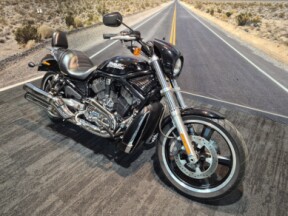 2008 Harley-Davidson® V-Rod® Vivid Black thumb 2