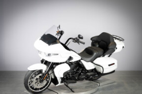 2026 Harley-Davidson® Road Glide Limited FLTRXL thumb 0