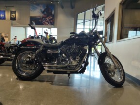 2013 Harley-Davidson® Super Glide® Custom BLACK W/ PINSTRIPE thumb 3