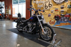 Harley-Davidson® Low Rider® 2019 FXLR BLACK thumb 2
