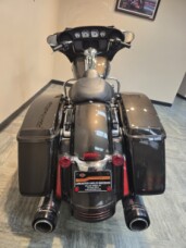 2021 Harley-Davidson® Street Glide® River Rock Gray FLHX thumb 2