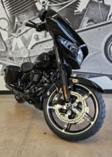 2026 Street Glide® FLHX thumb 2