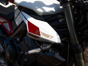 2023 Triumph Street Triple RS thumb 0