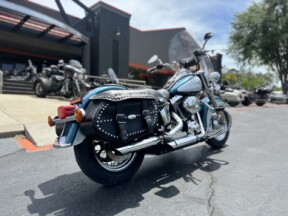 FLSTC 2004 Heritage Softail® Classic thumb 2
