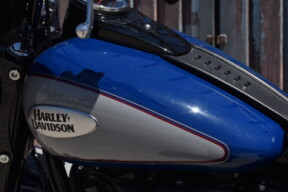 2023 Harley-Davidson® Heritage Classic FLHCS thumb 2