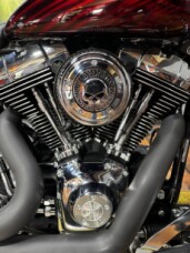 2009 Harley-Davidson® Softail® Deluxe BLACK W/PINSTRIPE thumb 0