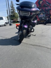 2026 Harley-Davidson® Road Glide™ thumb 2