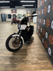 FXBB 2019 Street Bob® thumb 2