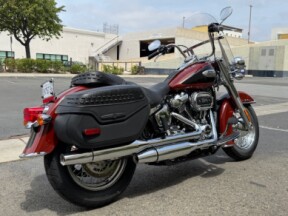 2024 Harley-Davidson® Heritage Classic thumb 2