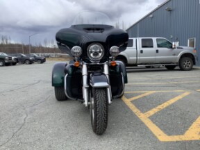 2021 Harley-Davidson® Tri Glide® Ultra  thumb 2