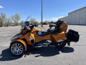 2014 Can-Am Spyder RT-Limited thumb 2
