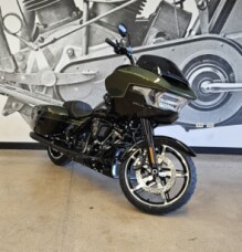 2026 Road Glide® FLTRX thumb 2